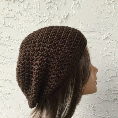 Classic Slouchy Beanie Crochet Pattern – Easy & Stylish! 🧶✨