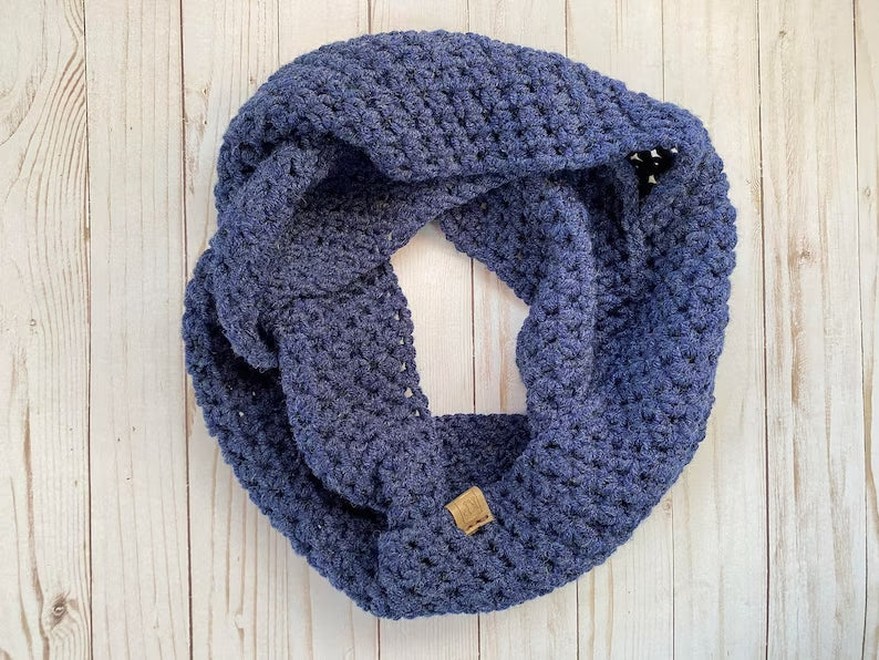 ✨ Cozy Infinity Scarf Crochet Pattern – Easy & Stylish 🧣